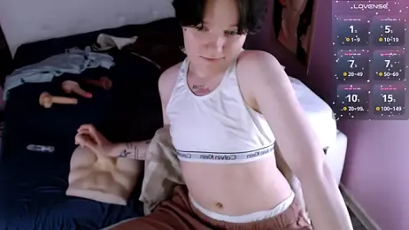 Fanny_next_door webcam model stream image