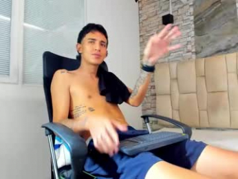 xander_owen webcam model stream image