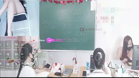 _Math_ webcam stripchat model stream image