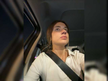 kiralove_ webcam model stream image