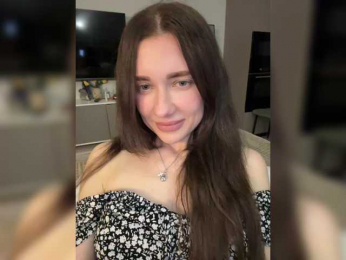 kiralove_ webcam model stream image