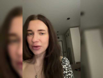 kiralove_ webcam model stream image