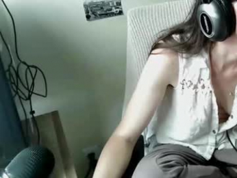 2photogs_raw webcam model stream image