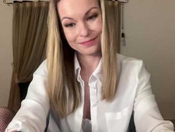 LilithNewdawn webcam bongacams model stream image