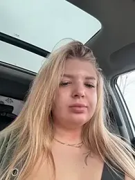 OdriOlsens webcam model stream image