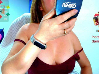 Dana-Angel webcam model stream image