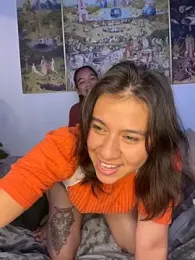 Poli_amor2025 webcam model stream image