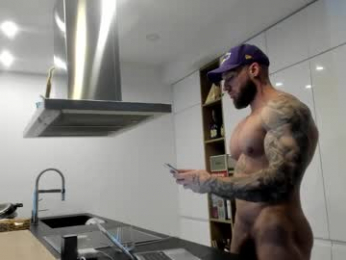 mealphamale webcam model stream image