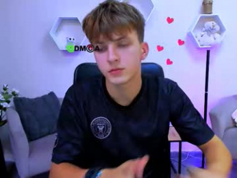 travis_wolf_ webcam chaturbate model stream image