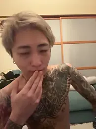 ryokunero webcam model stream image