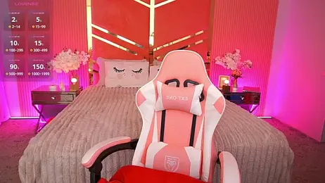 Miki_Kivi webcam model stream image