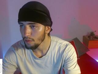 Zyon Benet webcam model stream image