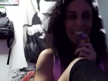 inkdmagz webcam model stream image