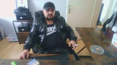 maseratibear webcam model stream image