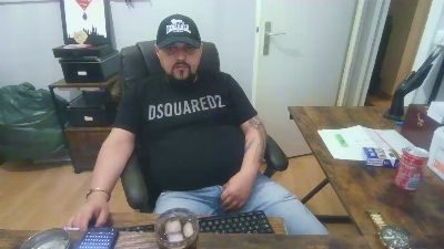 maseratibear webcam model stream image