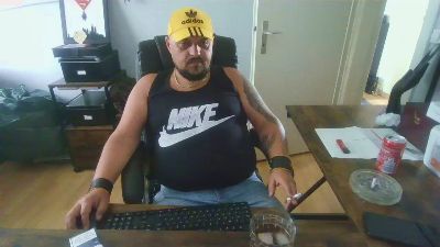 maseratibear webcam model stream image