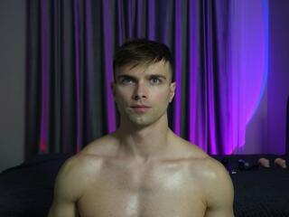 Nik Wild webcam model stream image