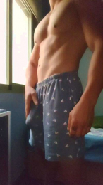 Guapocuerpo4 webcam model stream image