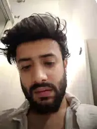 Yourshubby webcam model stream image