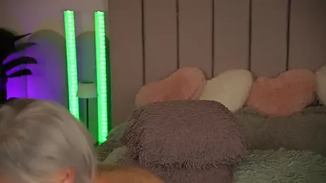 VickySecret96 webcam stripchat model stream image