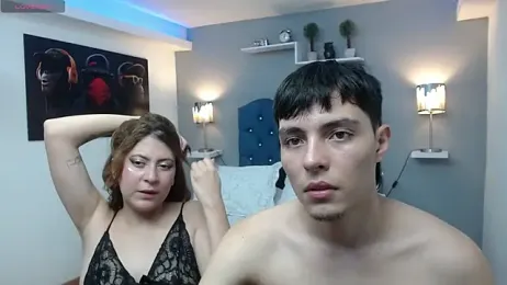 couple_Mysterious webcam model stream image