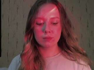 kira-m webcam model stream image