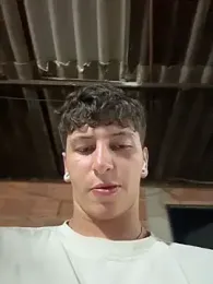 ARON_LUXX webcam model stream image