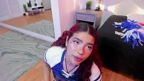MizzHell webcam model stream image
