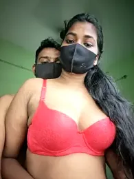 renu_143 webcam model stream image