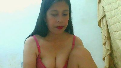 Nhicole4u webcam model stream image