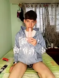 heyy_noah11 webcam model stream image