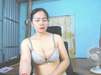 EllaShow93 webcam bongacams model stream image