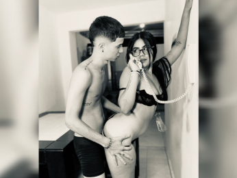 EsperanzaAndJey webcam model stream image