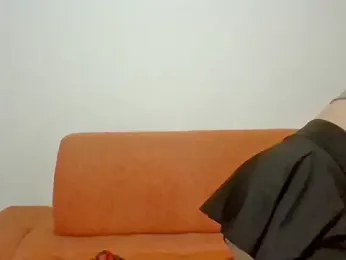 IsabelaSnow webcam model stream image