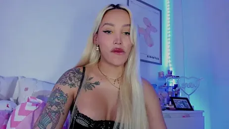 _viioletweekend_ webcam model stream image