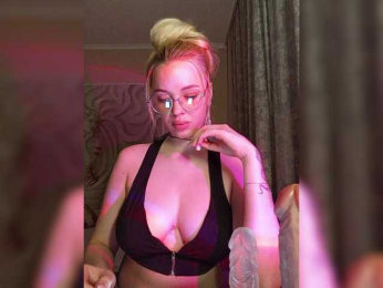 skarlett_goddess webcam bongacams model stream image