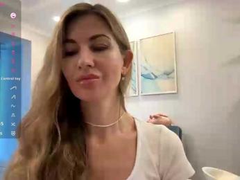 NicolleReisman webcam bongacams model stream image