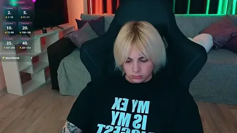 white__punk webcam model stream image