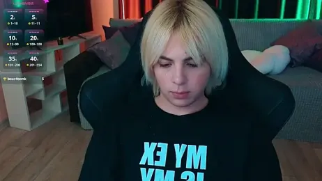 white__punk webcam model stream image