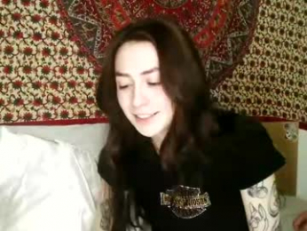 zoepleasing webcam model stream image