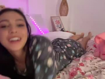 keirasworld webcam model stream image