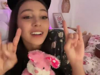 keirasworld webcam model stream image