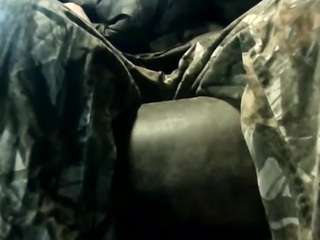 hugejiffy4u2c webcam model stream image
