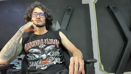 Loggan_donnelly webcam model stream image