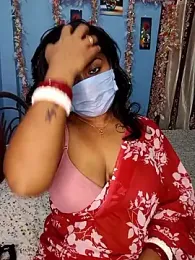 Naughty-Chaaya webcam model stream image