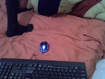 Nunu-30 webcam model stream image