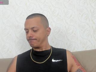 Maxi Hall webcam model stream image