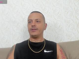 Maxi Hall webcam model stream image