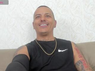 Maxi Hall webcam model stream image