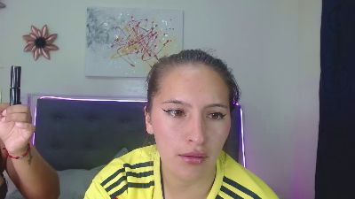 sharon_and_kloe webcam cam4 model stream image
